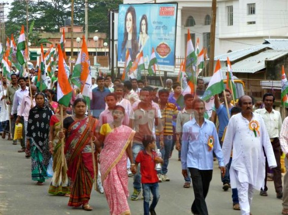 Trinamool calls for 'alliance'